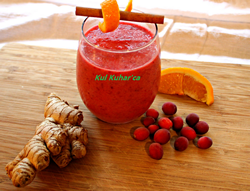 Smoothie-z-brusnicami-in-ingverjem